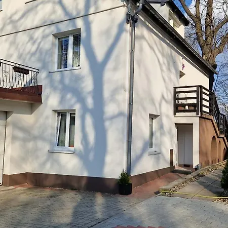 Apartment W Karkonoszach Z Widokiem Na Zamek Chojnik *